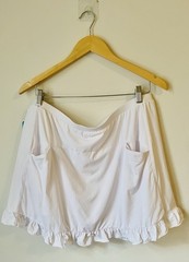 NWT Gottex G LIFESTYLE WHITE RUFFLE HEM GOLF TENNIS SKORT Size XL