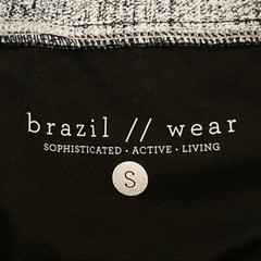 Brazil Wear Cut Out Crop Light Gray Athleisure Yoga Leggings Size S