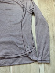 Avalanche Women’s Medium Long Sleeve Athletic Top Mauve Stripe Performance Crew