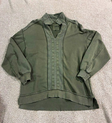 Aerie Green Knit V-Neck Long Sleeve Lightweight Pullover Sweatshirt Size M