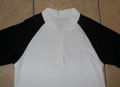 NEW NWT Ivory White Unisex Sz XS Stretchy Athletic 1/4 Zip Shirt DISNEY PARKS