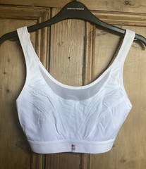 Brand New Women’s Sweaty Betty White Sports Training Bra Size 34D