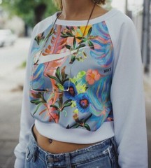 NIKE White Hyper Femme Sweatshirt Tropical Bird Cropped Crew Neck Jumper Size S