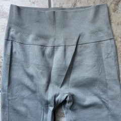 L*Space Ribbed Seamless Workout Leggings Sage Green Size Medium/Large Loungewear