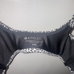 Athleta Black & White Animal Print Pullover Wireless Sports Bra Women’s XXS