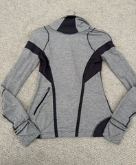 Lululemon Sweatshirt Pullover Womens 6 White Gray Striped 1/2 Zip Thumbhole *