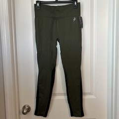 O To 5 NWT Active Leggings Size L/XL Seamless Waistband Green/Black