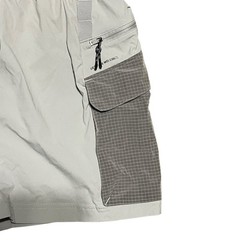 Lululemon Size 8 Multi Pocket Cargo High Rise Hiking Gray Detours 5” Shorts