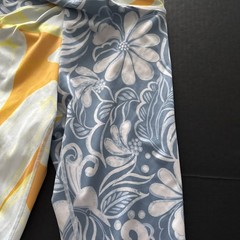 FP Movement Double Take Printed Leggings Women SZ M MidRise 7/8 Pant Yellow Blue