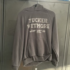 Tucker Wetmore Black Pullover Hoodie L Regular Fleece Graphic Logo Pocket