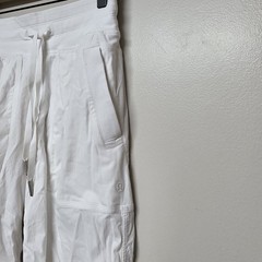Lululemon Women Dance Studio Mid-Rise Lined Pant Size 4 White Athletic Gym