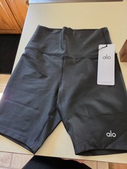Alo Yoga Airlift Energy Short Black High Waist W6295R Womens Size S NWT