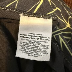 Nike Dri-FIT Leggings Women’s M Black Neon Geometric Waistband Capri Yoga EUC