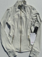 NWT Lululemon Define Jacket Nulu Bone Gold Size 4 Full Zip Thumbholes $128