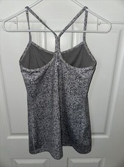 LULULEMON Power Y Tank Top Petite Fleur Silver Spoon Size 6