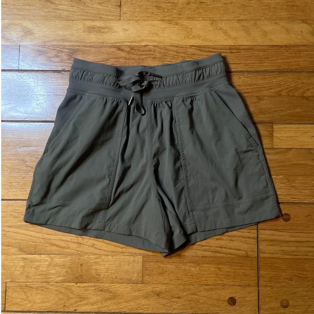 Lululemon Dance Studio High-Rise Short 3.5″