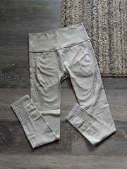 Gymshark Energy Seamless Leggings in light grey – Size L