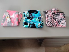 Calvin Klein Performance Women’s Various Print Leggings – Small (Lot of 3)