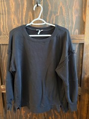 Aerie Black Pullover Sweatshirt Crewneck Women’s Large L Good Condition RN 29342