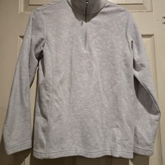 Lands Ends Womens Quarter Zip Pullover Fleece Sweatshirt. Size Small. Snowflake