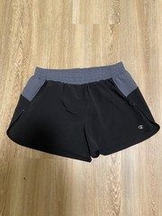 Size Medium Juniors Athletic Shorts
