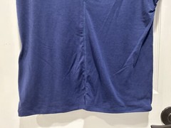GapFit Dry size Large blue Open Back Cap Sleeve Activewear Breathable Top Shirt