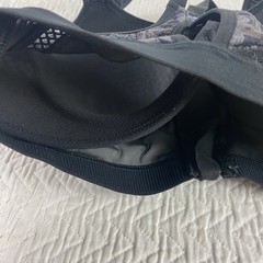 Victoria Sport Knockout Sports Bra Womens 32D Black Floral Zip Front