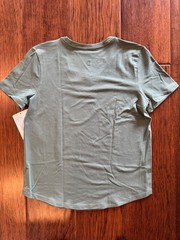 Lululemon Love V-Neck T-Shirt Colour Grey Eucalyptus Size 6
