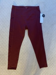 NWT Layer 8 Quick-Dry Leggings LARGE Workout Yoga Pants Burgundy 7/8 length NEW