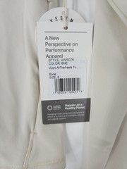 Vuori All The Feels Full Zip Jacket Women’s – Bone New Size Small