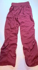Lululemon Dance Studio Mid Rise Ruched Pant Burgundy Plum Red Size 4 NWT